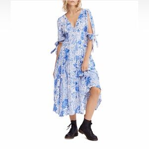 Free People Forever Always Empire Waist Midi Dress in Blue Floral Combo ~ Size 0